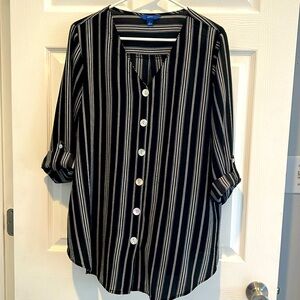 Women’s Blouse - Size L - Apt 9